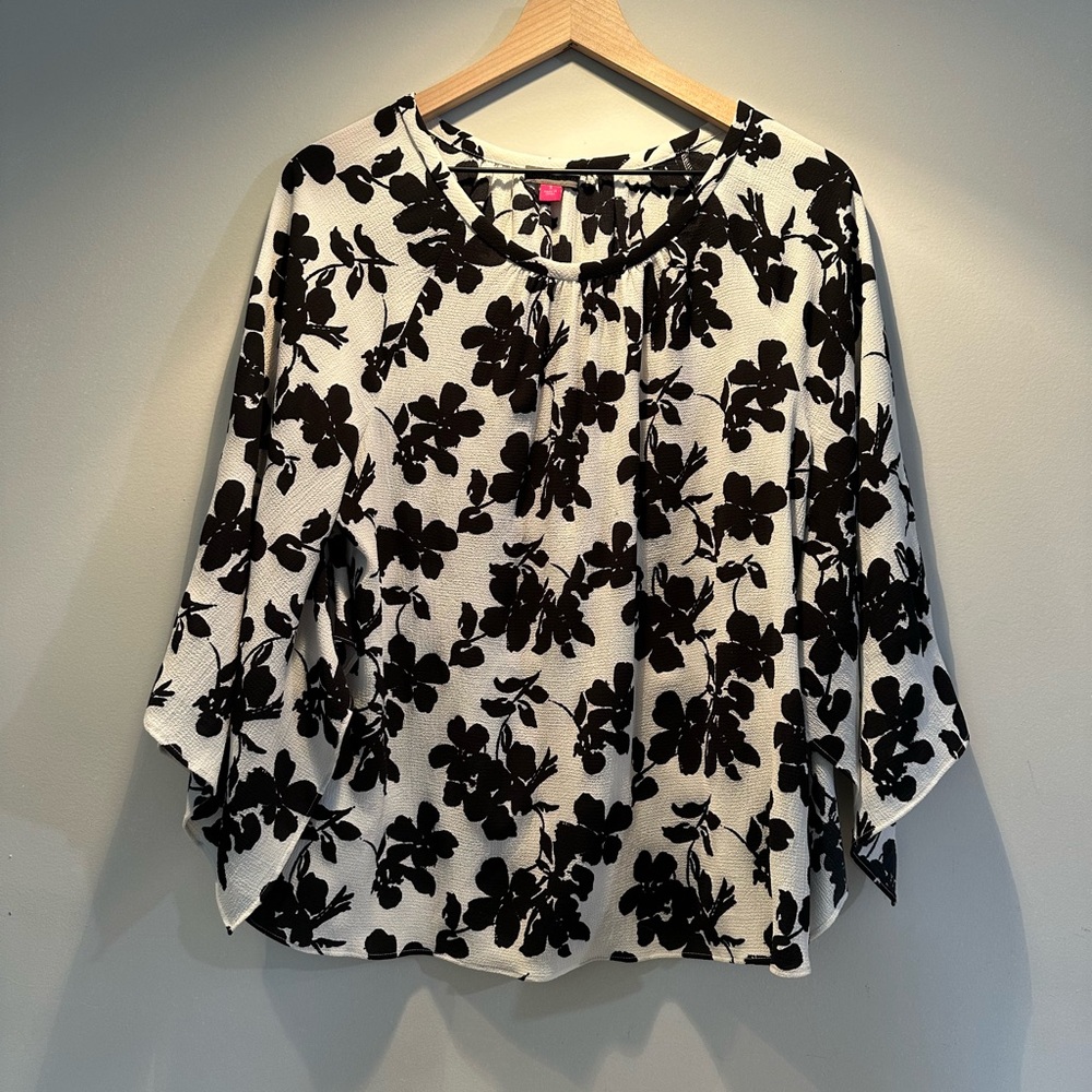 Vince Camuto Black and White Floral Blouse